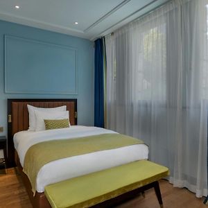 Small Single Room