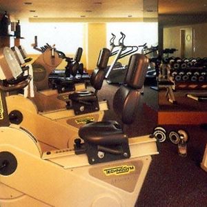 Envoy Club Suites